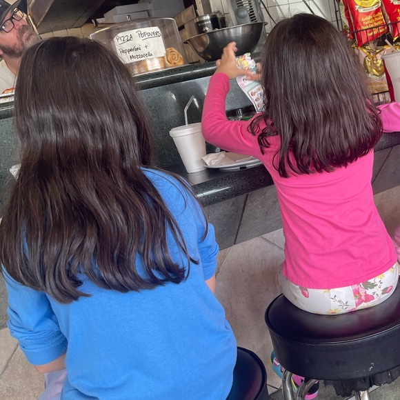 💋COME MEET YOUR SELLER /BUYER COACHGRL2015💋 - Picture 4 of 11